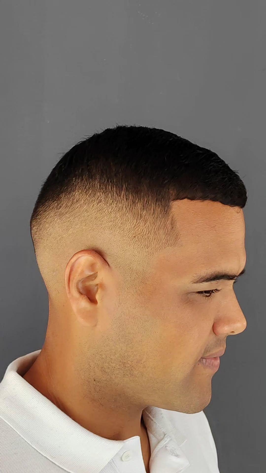 Corte de cabelo estiloso